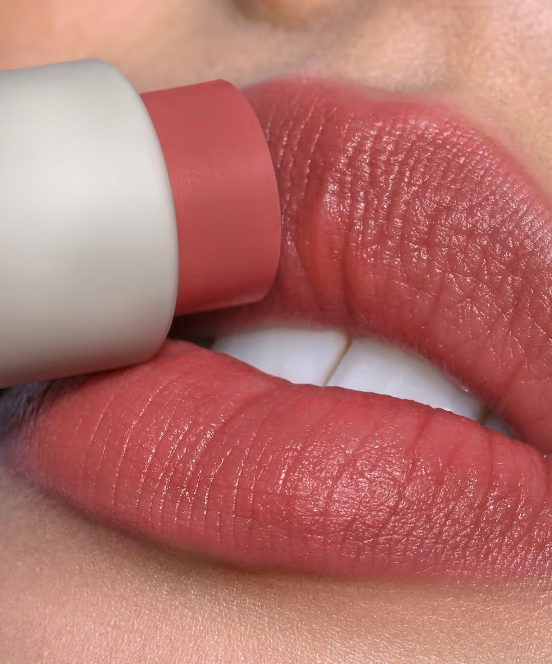 Refy Lip Blush